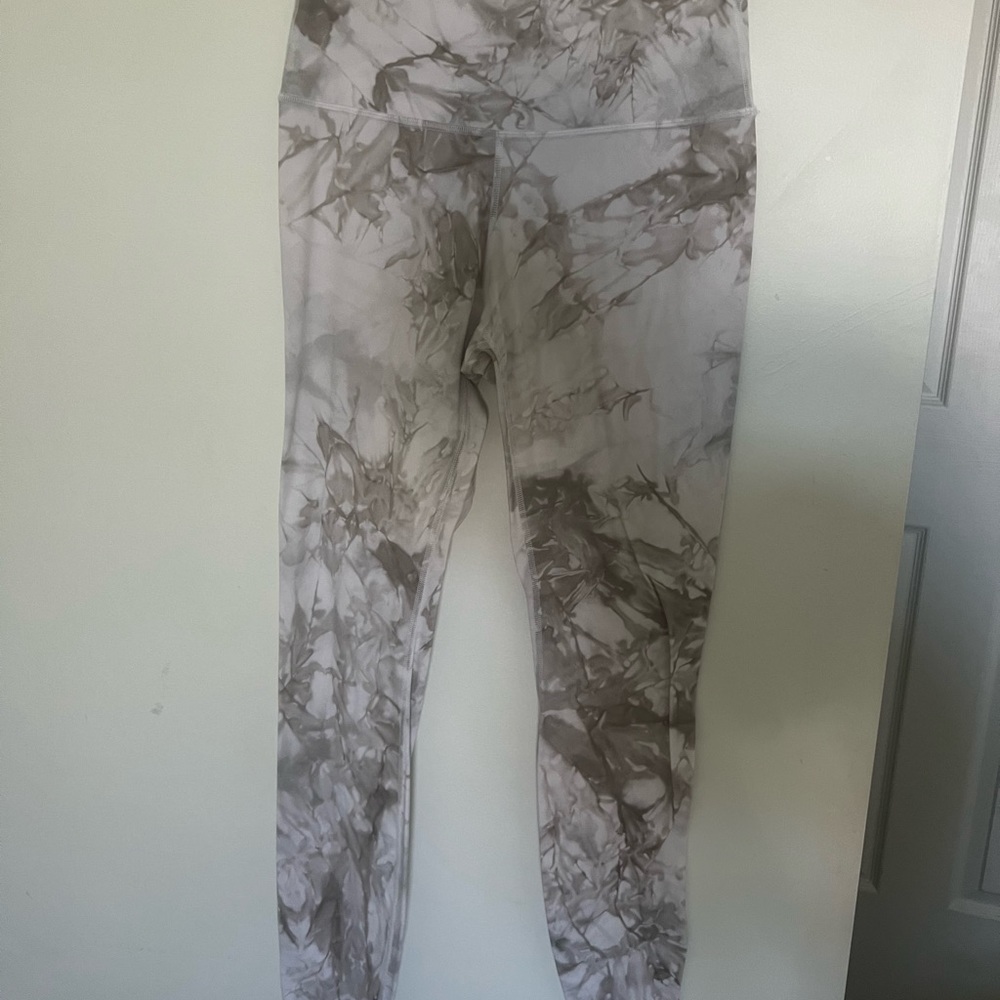 Savvi Reef leggings, gray/white marble, size S
